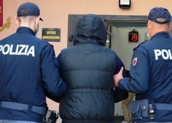 Espulso dall'Italia spacciava soldi falsi, arrestato - Chieti - Il Centro